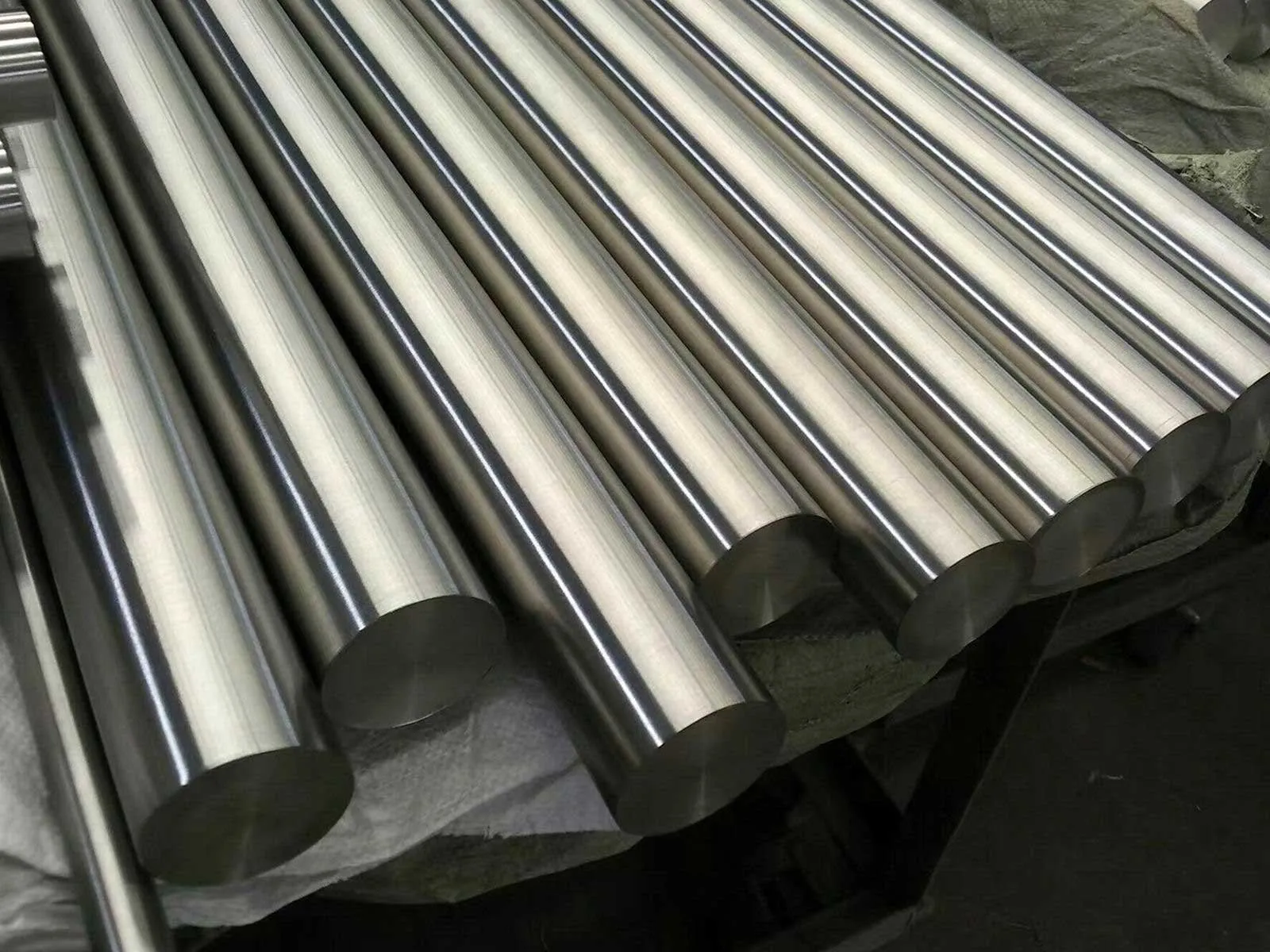 Nickel Alloy Round Bar